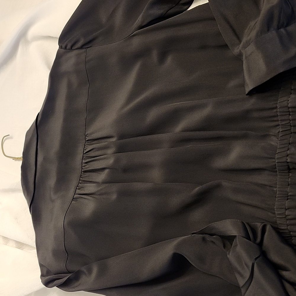 Diane Von Furstenberg Ex Cond & Pro Cleaned Silk Jumpsuit W/ Pockets, Large, $75 - Picture 12 of 14